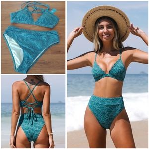 NWT Cupshe Cyan Blue 2 Piece V Bikini High Cut Waist Cheeky Brazilian Scallop L